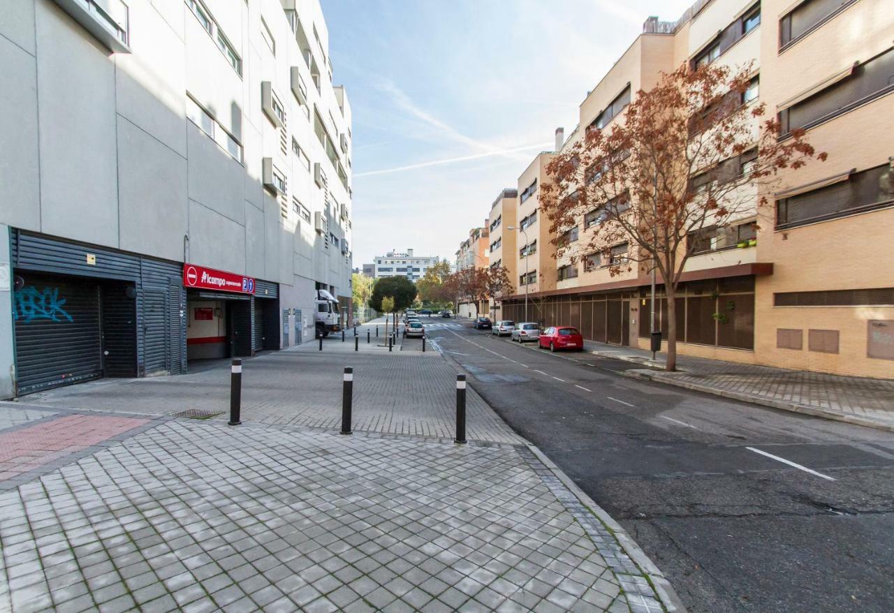 Luminoso, Moderno Y Amplio En Madrid Río I Parking Exterior foto